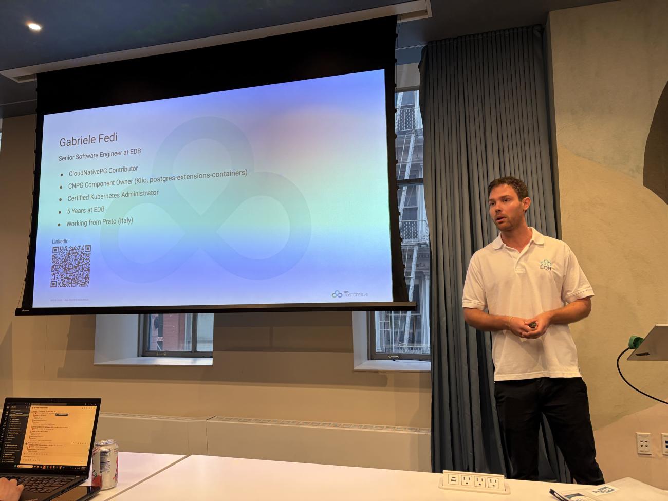 Gabriele Fedi presenting at Postgres Summit US